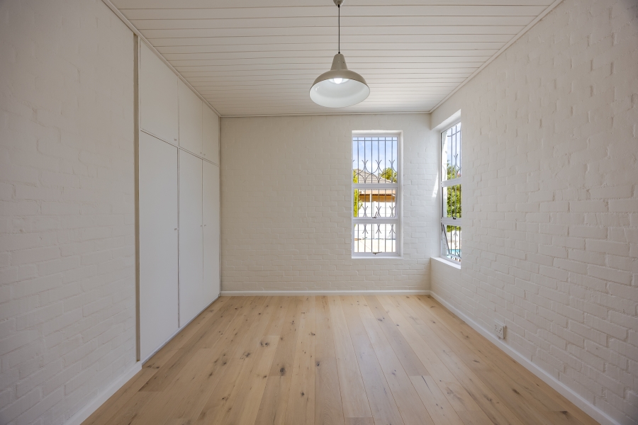 4 Bedroom Property for Sale in Milnerton Central Western Cape